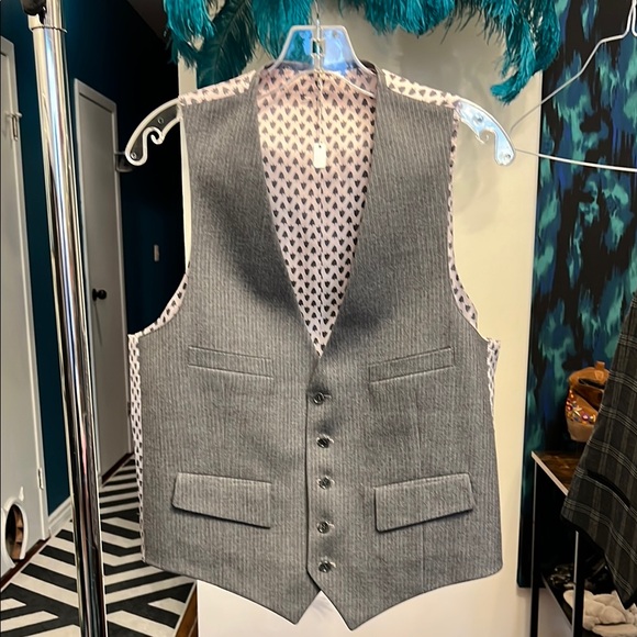 Gray Men's Vest - Picture 3 of 5
